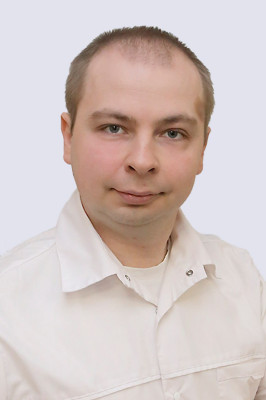 Заведующий патологоанатомическое отделением Демидов Сергей Сергеевич